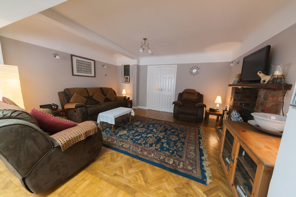 Wyngate Guest House Great Meols Eksteriør billede